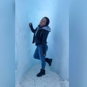 Meet your Posher, Maria